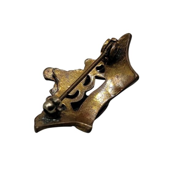 Vintage Fraternal Lapel Pin Red Enamel Shield Fleur-de-Lis Wings & Stars Badge - Picture 7 of 9